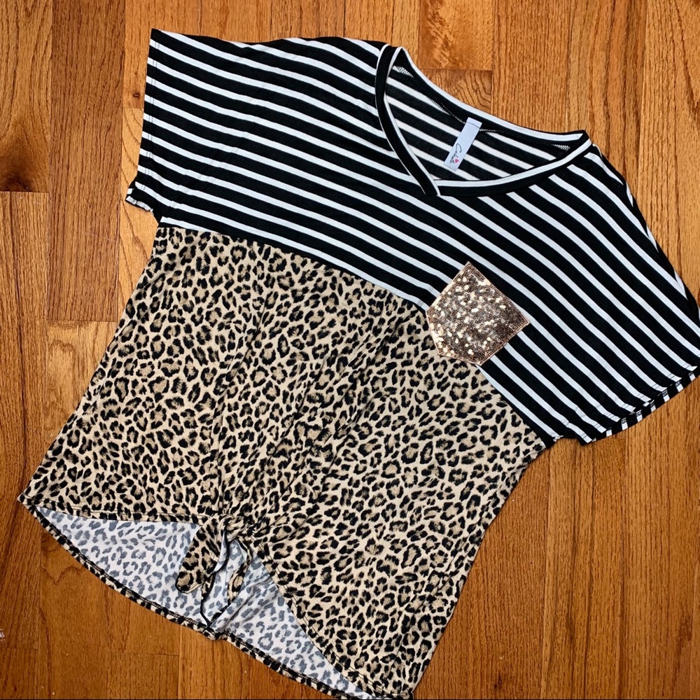 🎈✨LAST ONE!✨ The Eliza Top - Picture 5 of 9
